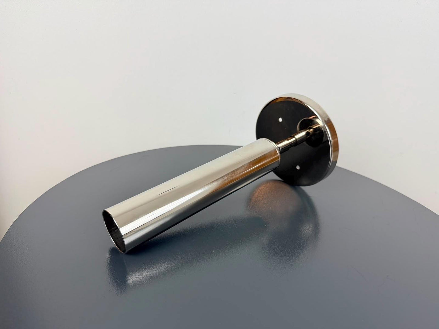Handmade Brass Cylinder Wall Sconce – Minimalist Mid-Century Tube Light - optimized image