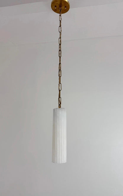 Handmade Fluted Alabaster Pendant Light – Solid Brass Chain Ceiling Fixture - optimized image