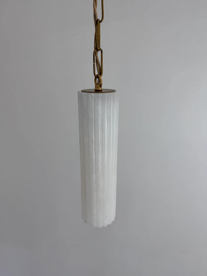 Handmade Fluted Alabaster Pendant Light – Solid Brass Chain Ceiling Fixture - optimized image