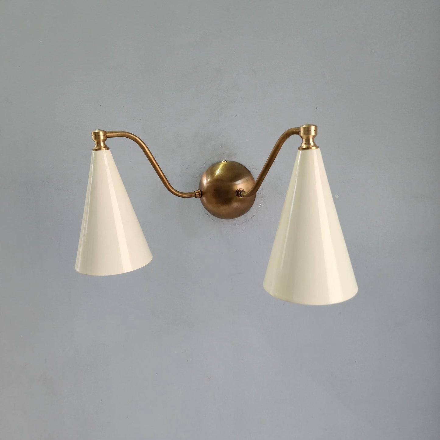 Double Cone Brass Wall Sconce – Mid‑Century Modern Wall Lamp with Ivory Shades