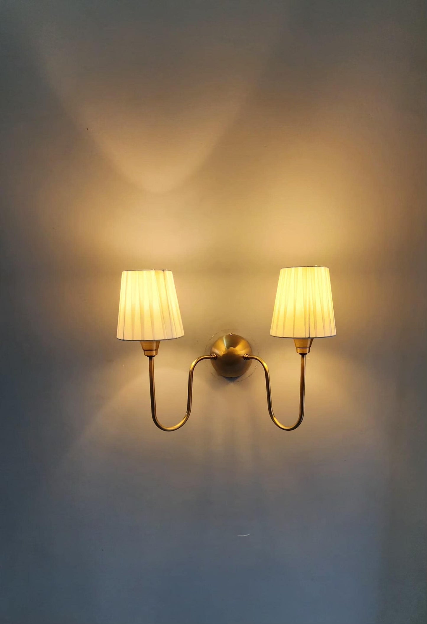 Minimalist Brass Wall Sconce with Silk Cotton Lampshade – Handcrafted Wall Lamp