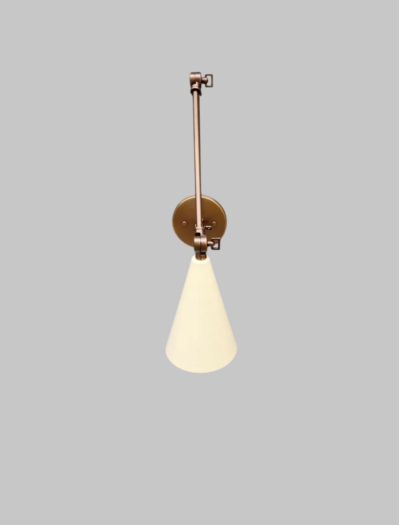 Stilnovo Diabolo Articulated Brass Wall Sconce – Mid-Century Modern Single-Light Adjustable Wall Lamp
