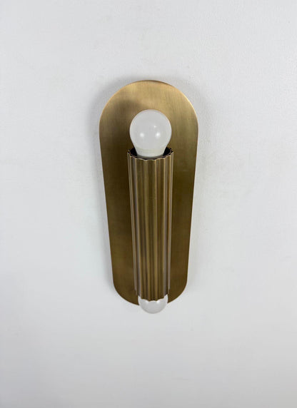 Modern Fluted Brass Wall Sconce | Mid Century Handmade Lamp | Luxury Vanity Light - optimized image