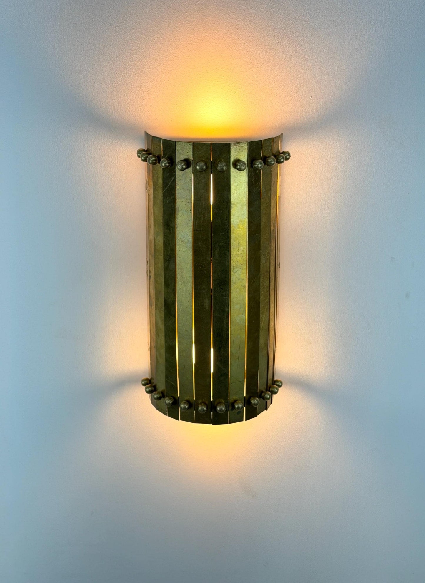 Riveted Brass Wall Sconce Handmade Modern Brass Light Fixture for Bedroom, Hallway, Bathroom & Entryway Decor
