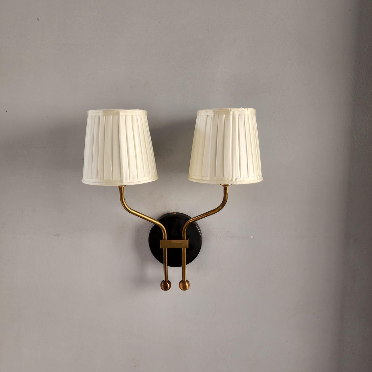 Illuminate in Style: Vintage-Inspired Double Arm Wall Sconce - optimized image