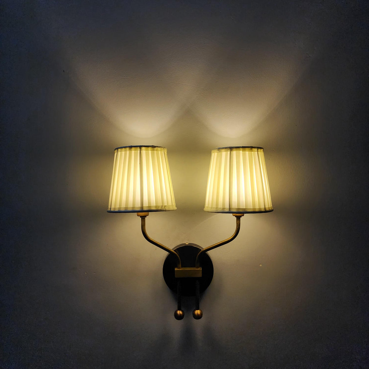 Illuminate in Style: Vintage-Inspired Double Arm Wall Sconce - optimized image