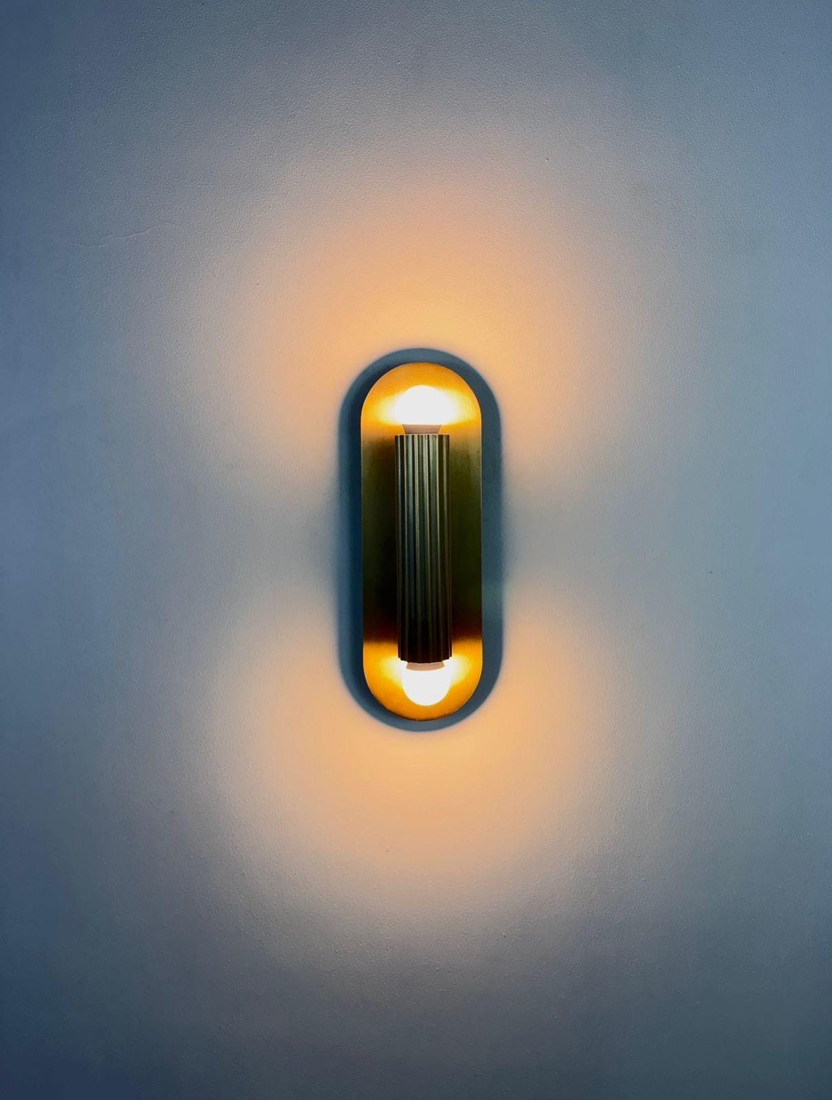 Modern Fluted Brass Wall Sconce | Mid Century Handmade Lamp | Luxury Vanity Light - optimized image