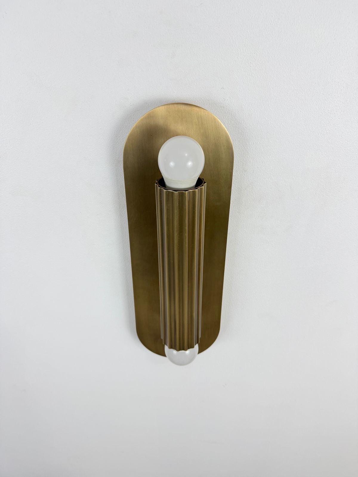 Modern Fluted Brass Wall Sconce | Mid Century Handmade Lamp | Luxury Vanity Light - optimized image