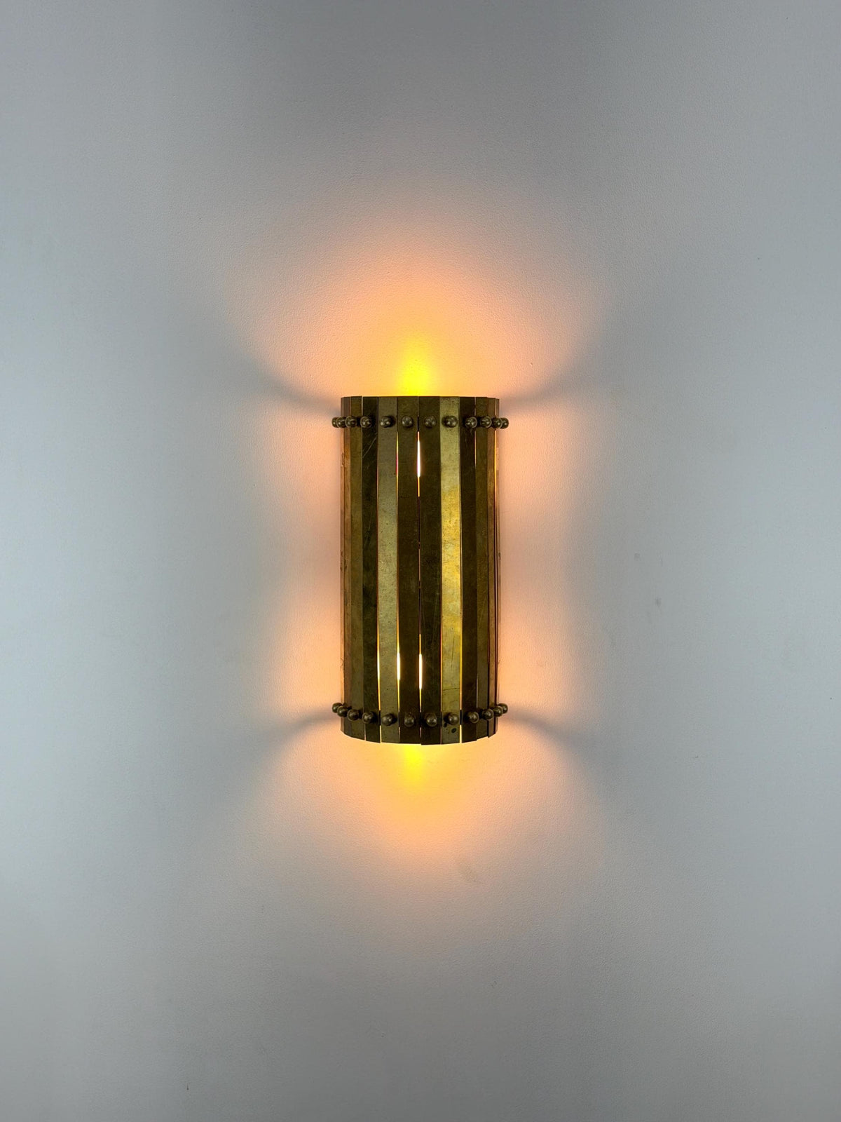 Riveted Brass Wall Sconce Handmade Modern Brass Light Fixture for Bedroom, Hallway, Bathroom & Entryway Decor - optimized image