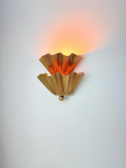 Scalloped Brass Half Flower Wall Sconce Handmade Shell Wall Light Fixture for Bedroom, Hallway, Bathroom & Entryway Decor - optimized image